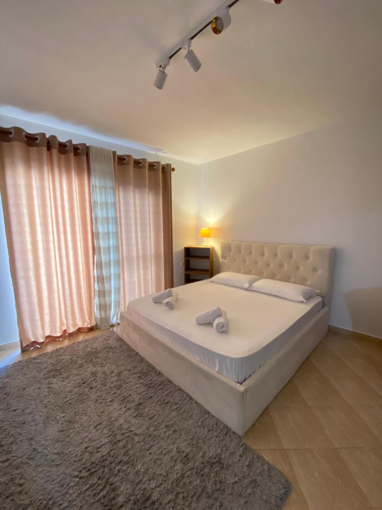 Myslym Shyri Studio 2 Tiran Dış mekan fotoğraf